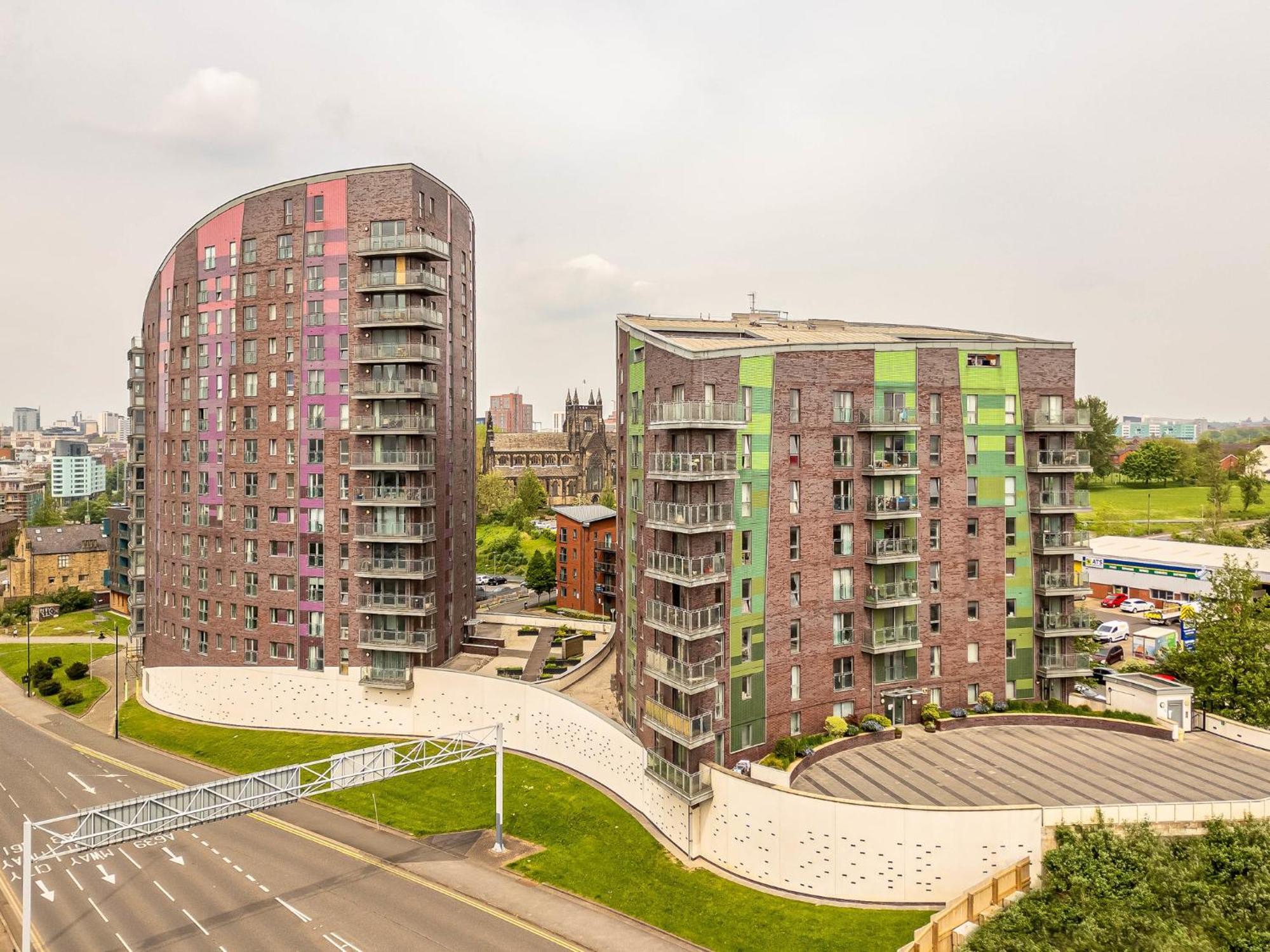 Apartament Avenues Leeds  Zewnętrze zdjęcie